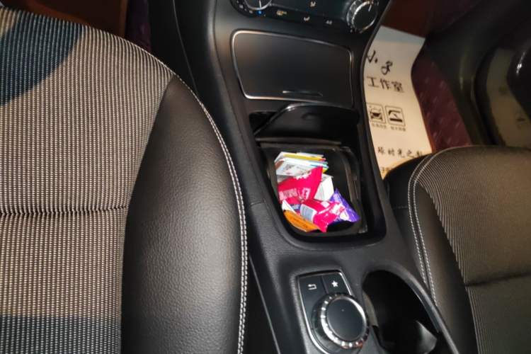 Used Mercedes-Benz B-Class 2015 B 200 Sport Edition Gear Lever