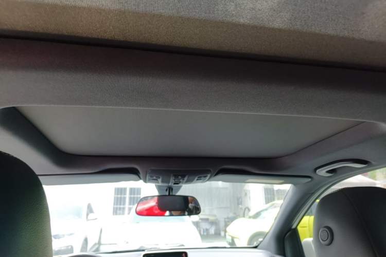 Used Mercedes-Benz B-Class 2015 B 200 Sport Edition Headliner