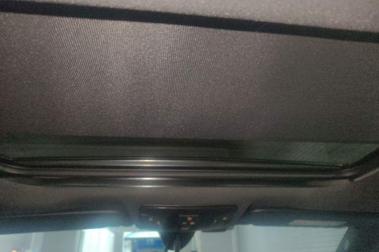 Used Mercedes-Benz B-Class 2015 B 200 Sport Edition Headliner