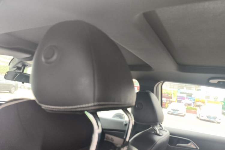 Used Mercedes-Benz B-Class 2015 B 200 Sport Edition Headliner