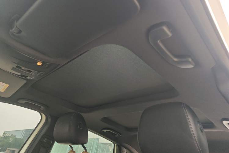 Used Mercedes-Benz B-Class 2015 B 200 Fashion Model Headliner