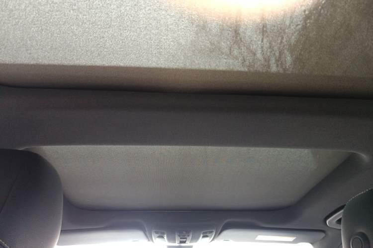 Used Mercedes-Benz B-Class 2015 B 200 Sport Edition Headliner