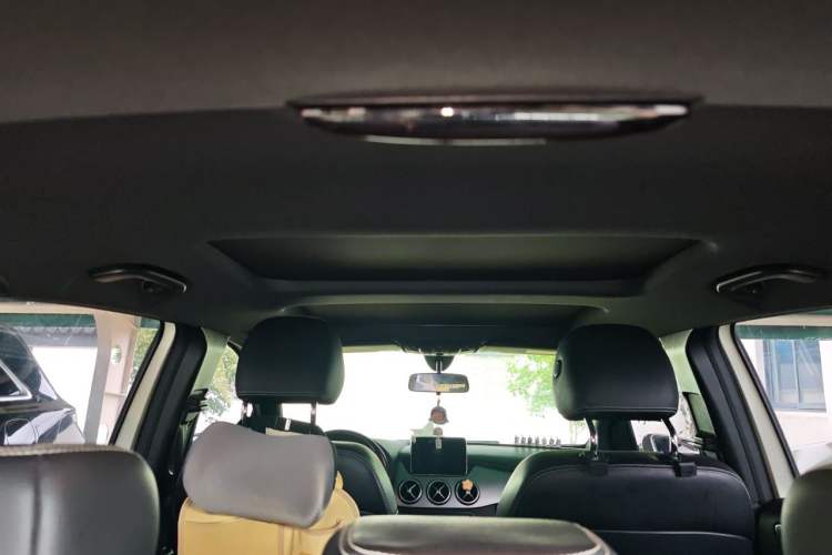 Used Mercedes-Benz B-Class 2015 B 200 Sport Edition Headliner