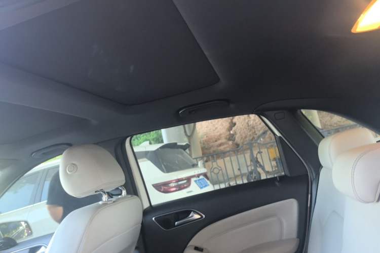 Used Mercedes-Benz B-Class 2015 B 200 Fashion Model Headliner