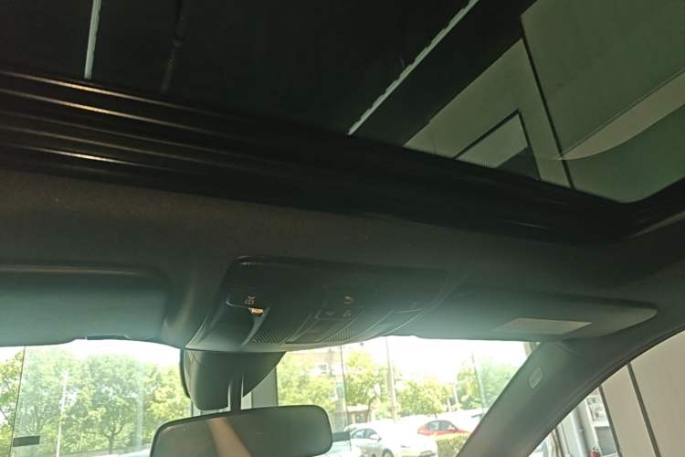 Used Mercedes-Benz B-Class 2015 B 200 Fashion Model Headliner