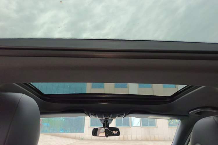 Used Mercedes-Benz B-Class 2015 B 200 Fashion Model Headliner