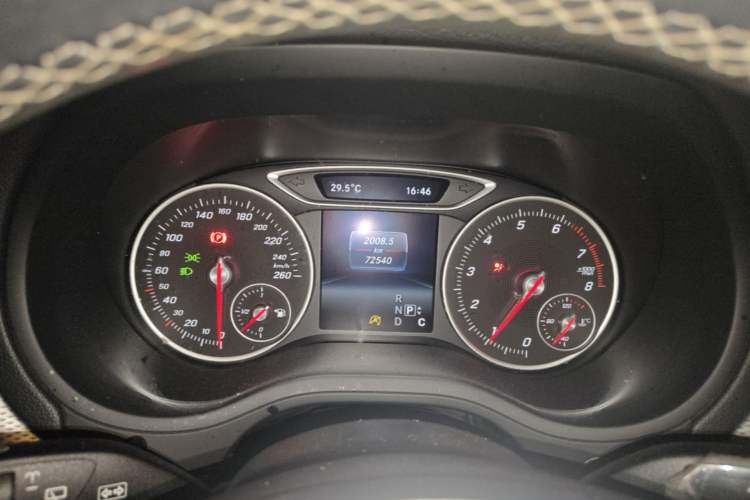 Used Mercedes-Benz B-Class 2015 B 200 Sport Edition Instrument Cluster