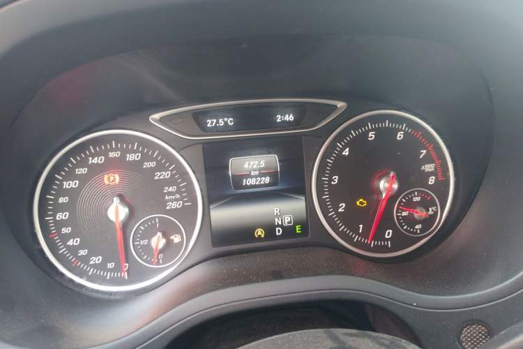 Used Mercedes-Benz B-Class 2015 B 200 Luxury Model Instrument Cluster