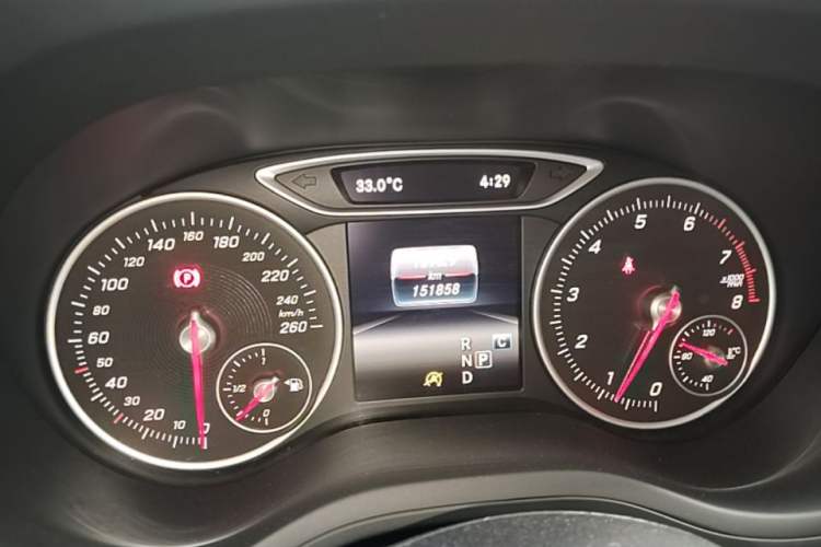 Used Mercedes-Benz B-Class 2015 B 200 Sport Edition Instrument Cluster