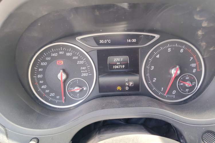 Used Mercedes-Benz B-Class 2015 B 200 Sport Edition Instrument Cluster
