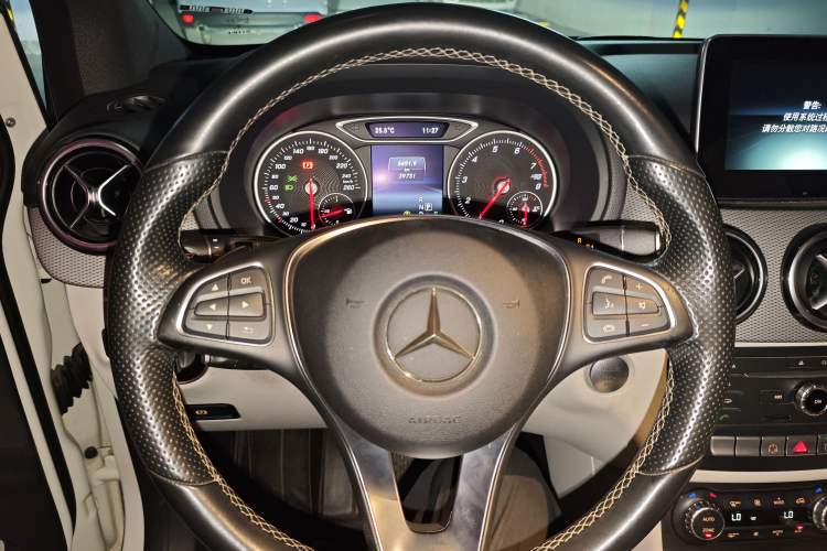 Used Mercedes-Benz B-Class 2015 B 200 Fashion Model Instrument Cluster