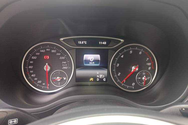 Used Mercedes-Benz B-Class 2015 B 200 Sport Edition Instrument Cluster