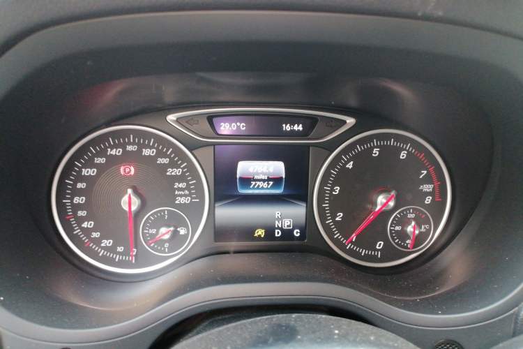Used Mercedes-Benz B-Class 2015 B 200 Sport Edition Instrument Cluster