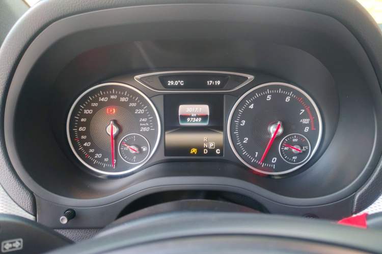Used Mercedes-Benz B-Class 2015 B 200 Sport Edition Instrument Cluster