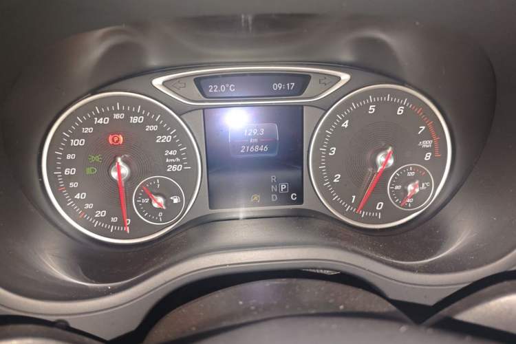 Used Mercedes-Benz B-Class 2015 B 200 Sport Edition Instrument Cluster