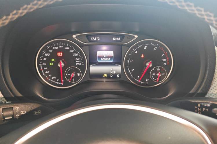 Used Mercedes-Benz B-Class 2015 B 200 Sport Edition Instrument Cluster