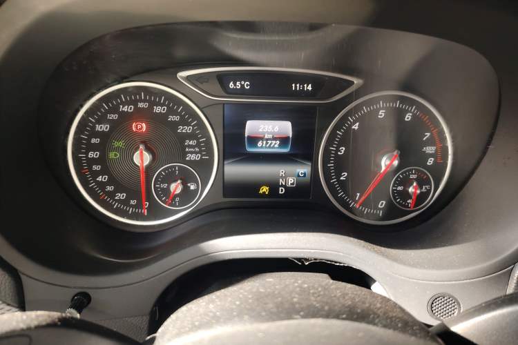 Used Mercedes-Benz B-Class 2015 B 200 Sport Edition Instrument Cluster