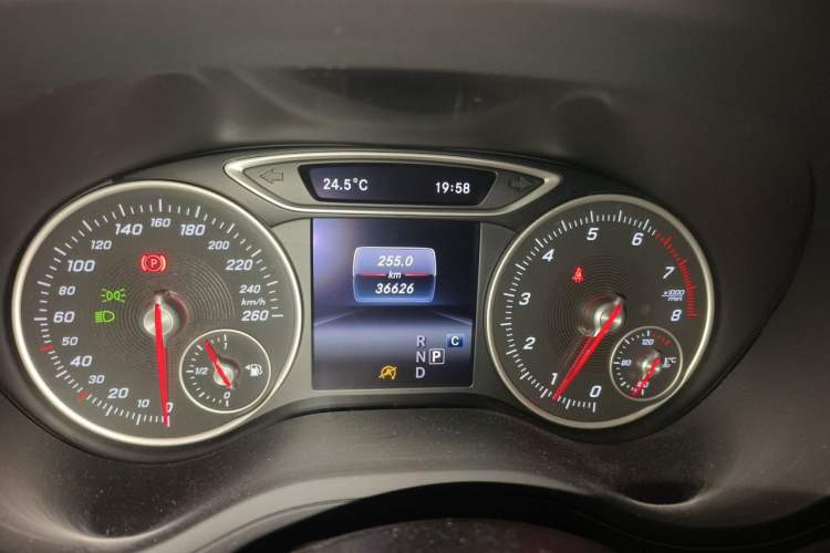 Used Mercedes-Benz B-Class 2015 B 200 Sport Edition Instrument Cluster