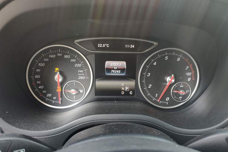Used Mercedes-Benz B-Class 2015 B 200 Fashion Model Instrument Cluster