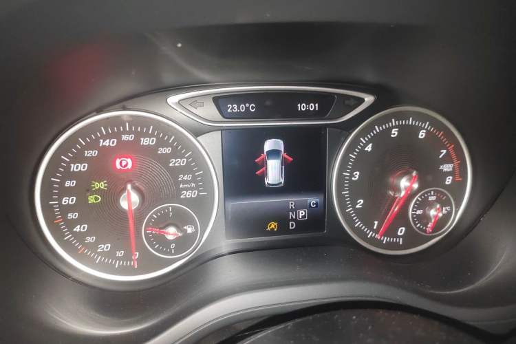 Used Mercedes-Benz B-Class 2015 B 200 Sport Edition Instrument Cluster