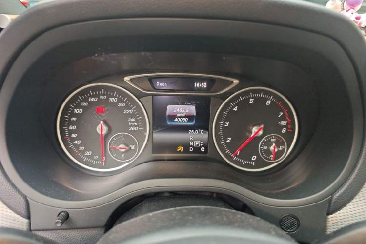 Used Mercedes-Benz B-Class 2015 B 200 Sport Edition Instrument Cluster