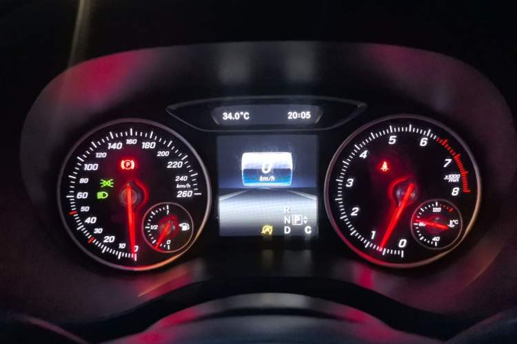 Used Mercedes-Benz B-Class 2015 B 200 Fashion Model Instrument Cluster