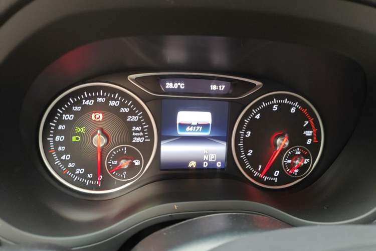 Used Mercedes-Benz B-Class 2015 B 200 Sport Edition Instrument Cluster