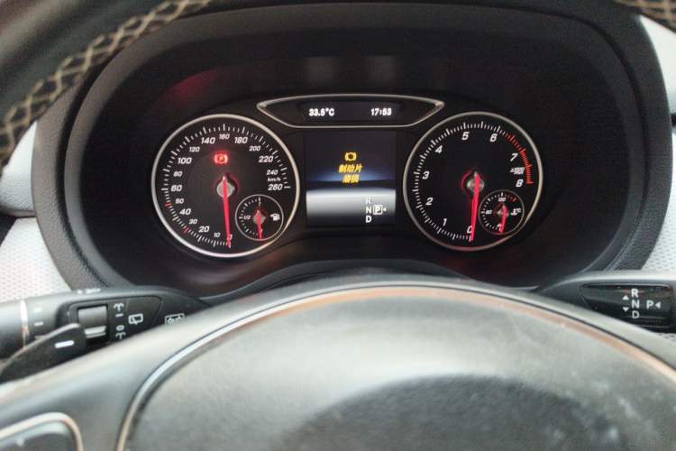 Used Mercedes-Benz B-Class 2015 B 200 Sport Edition Instrument Cluster