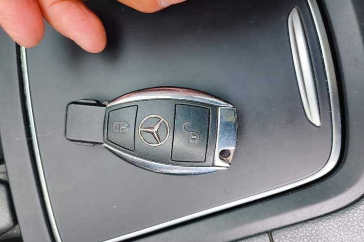 Used Mercedes-Benz B-Class 2015 B 200 Sport Edition Interior 1