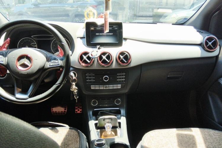 Used Mercedes-Benz B-Class 2015 B 200 Sport Edition Interior 2