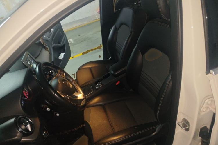 Used Mercedes-Benz B-Class 2015 B 200 Sport Edition Left Front Seat