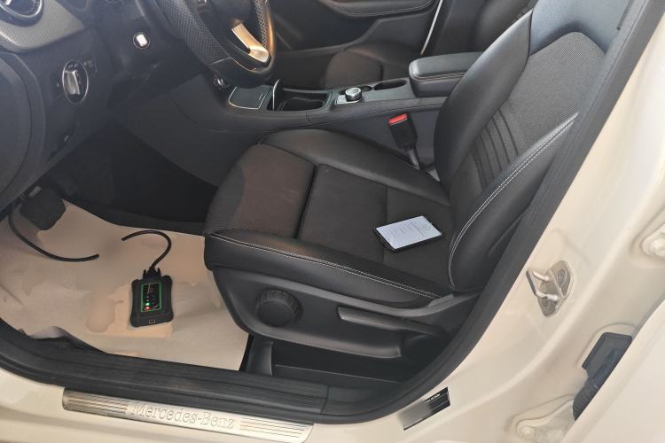 Used Mercedes-Benz B-Class 2015 B 200 Sport Edition Left Front Seat