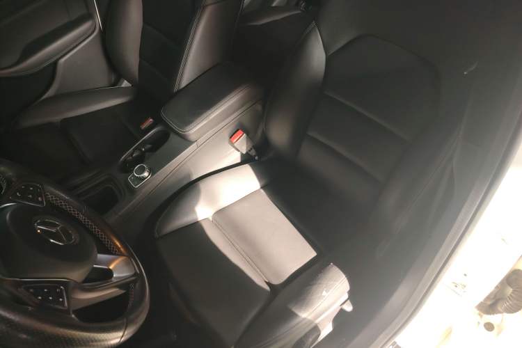 Used Mercedes-Benz B-Class 2015 B 200 Sport Edition Left Front Seat