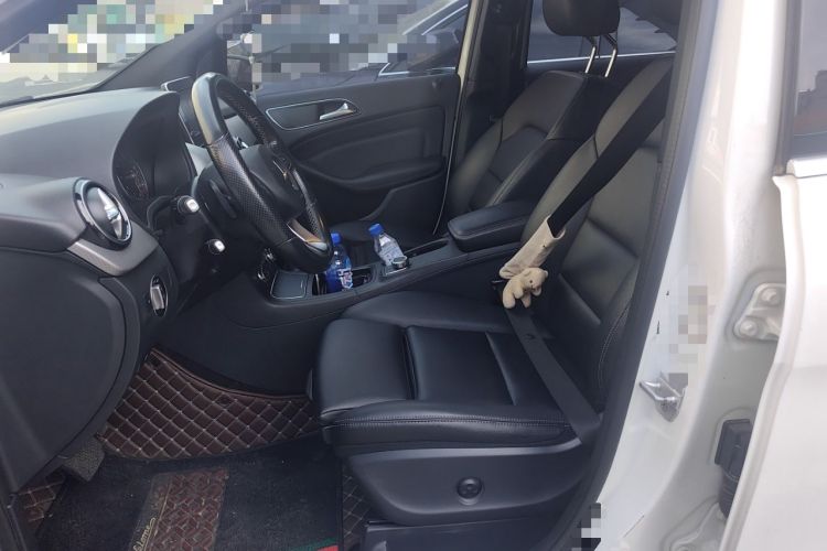 Used Mercedes-Benz B-Class 2015 B 200 Fashion Model Left Front Seat