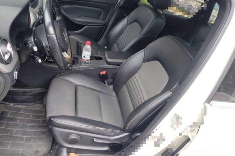 Used Mercedes-Benz B-Class 2015 B 200 Sport Edition Left Front Seat
