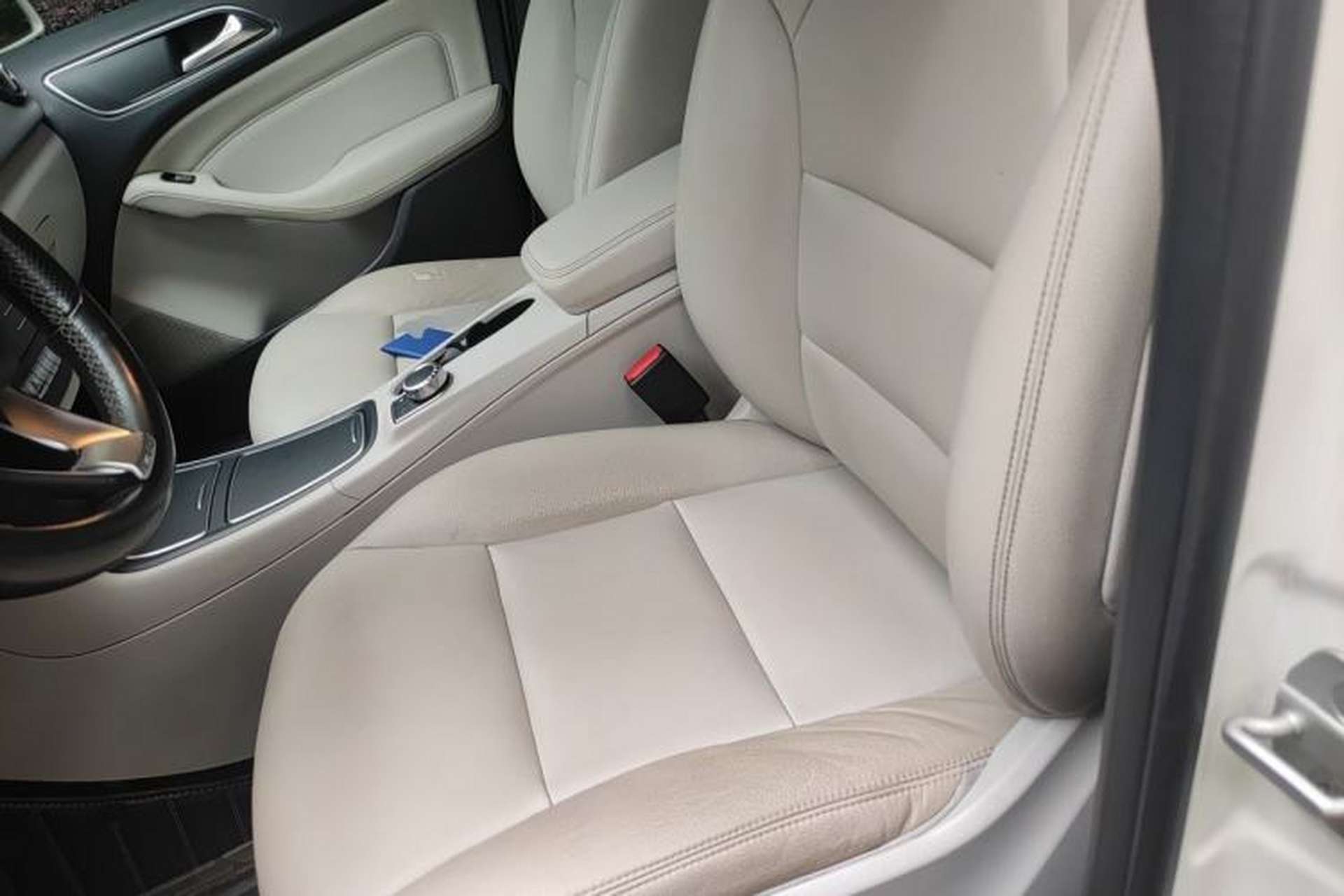 Used Mercedes-Benz B-Class 2015 B 200 Fashion Model Left Front Seat