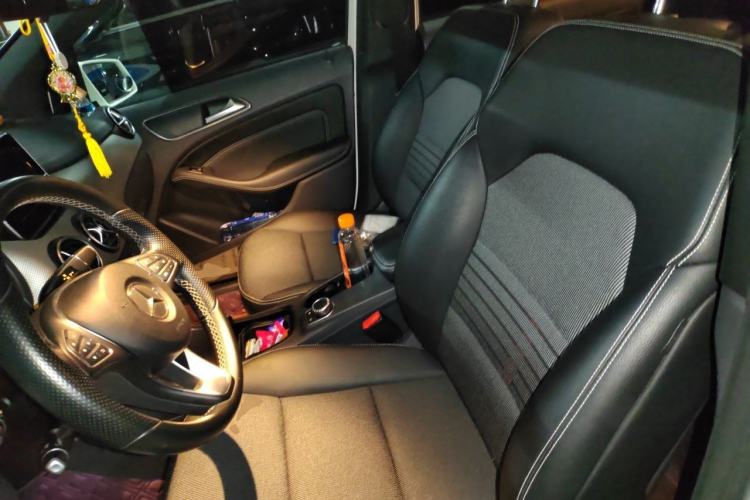 Used Mercedes-Benz B-Class 2015 B 200 Sport Edition Left Front Seat