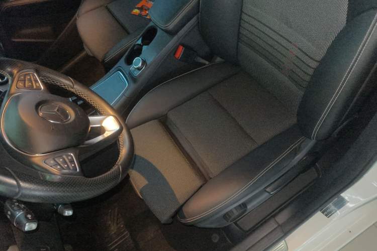 Used Mercedes-Benz B-Class 2015 B 200 Sport Edition Left Front Seat