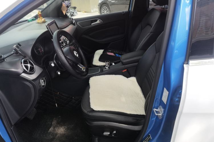 Used Mercedes-Benz B-Class 2015 B 200 Fashion Model Left Front Seat