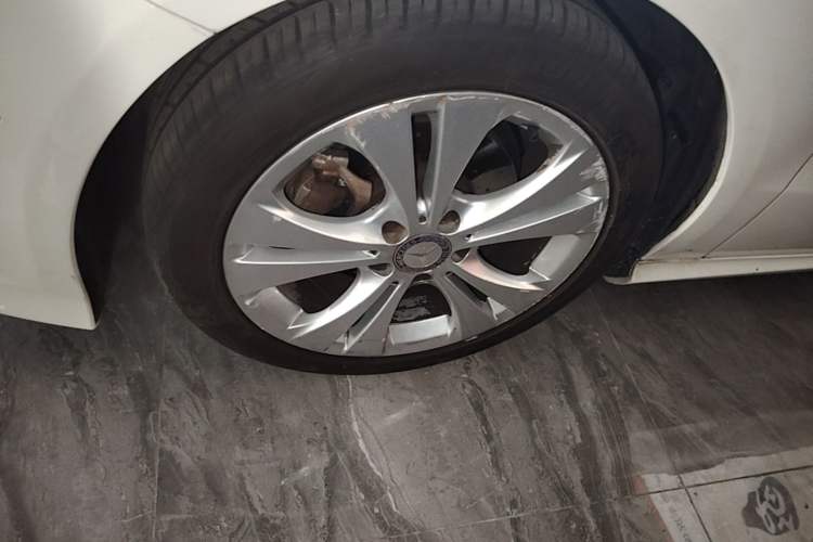 Used Mercedes-Benz B-Class 2015 B 200 Fashion Model Left Front Wheel Hub