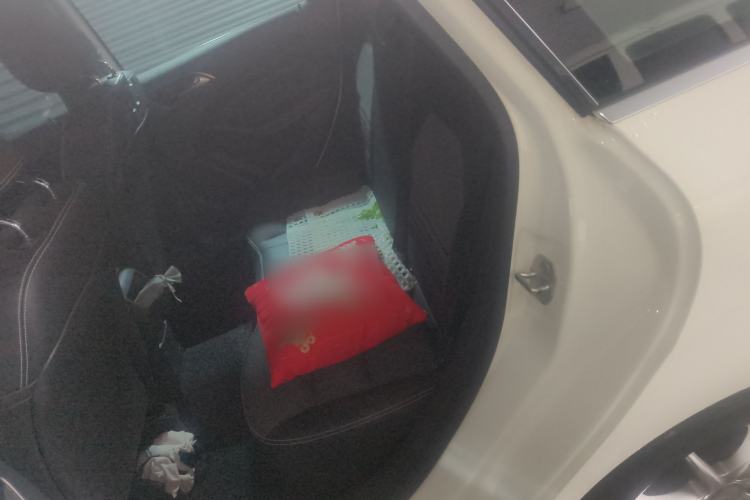 Used Mercedes-Benz B-Class 2015 B 200 Sport Edition Left Rear Seat