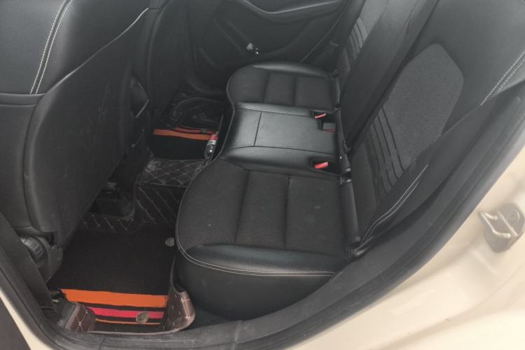 Used Mercedes-Benz B-Class 2015 B 200 Sport Edition Left Rear Seat