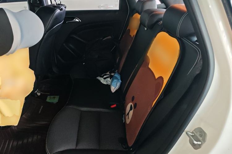 Used Mercedes-Benz B-Class 2015 B 200 Sport Edition Left Rear Seat