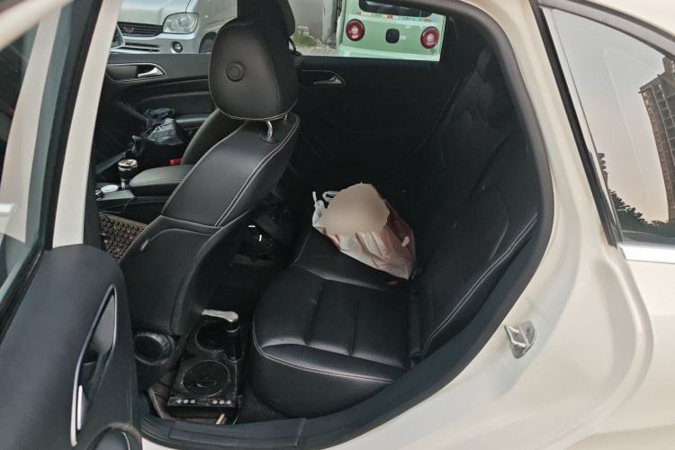 Used Mercedes-Benz B-Class 2015 B 200 Sport Edition Left Rear Seat