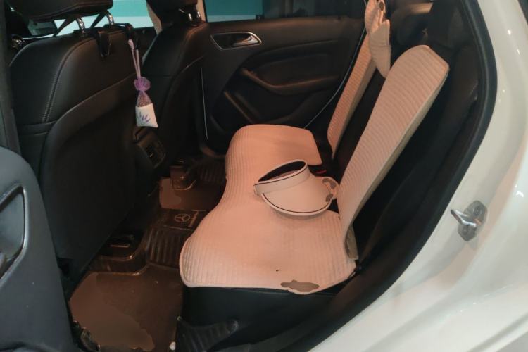 Used Mercedes-Benz B-Class 2015 B 200 Luxury Model Left Rear Seat