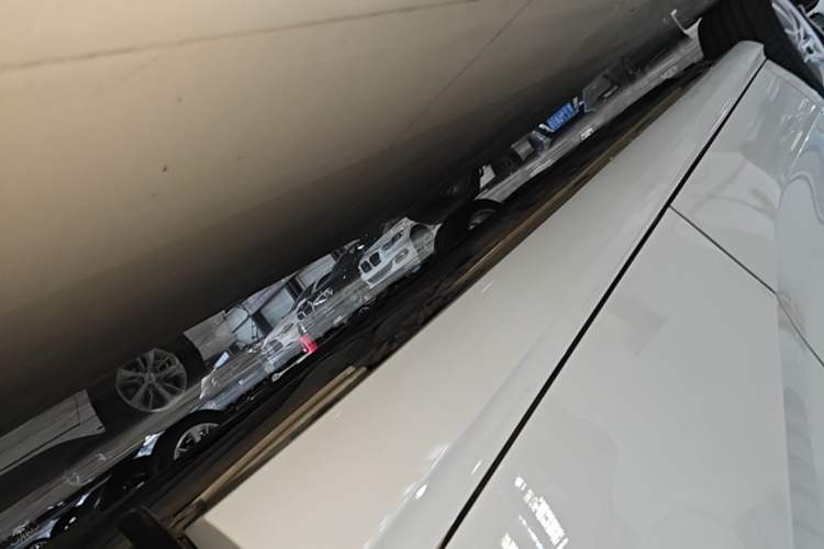 Used Mercedes-Benz B-Class 2015 B 200 Sport Edition Left Side Sill