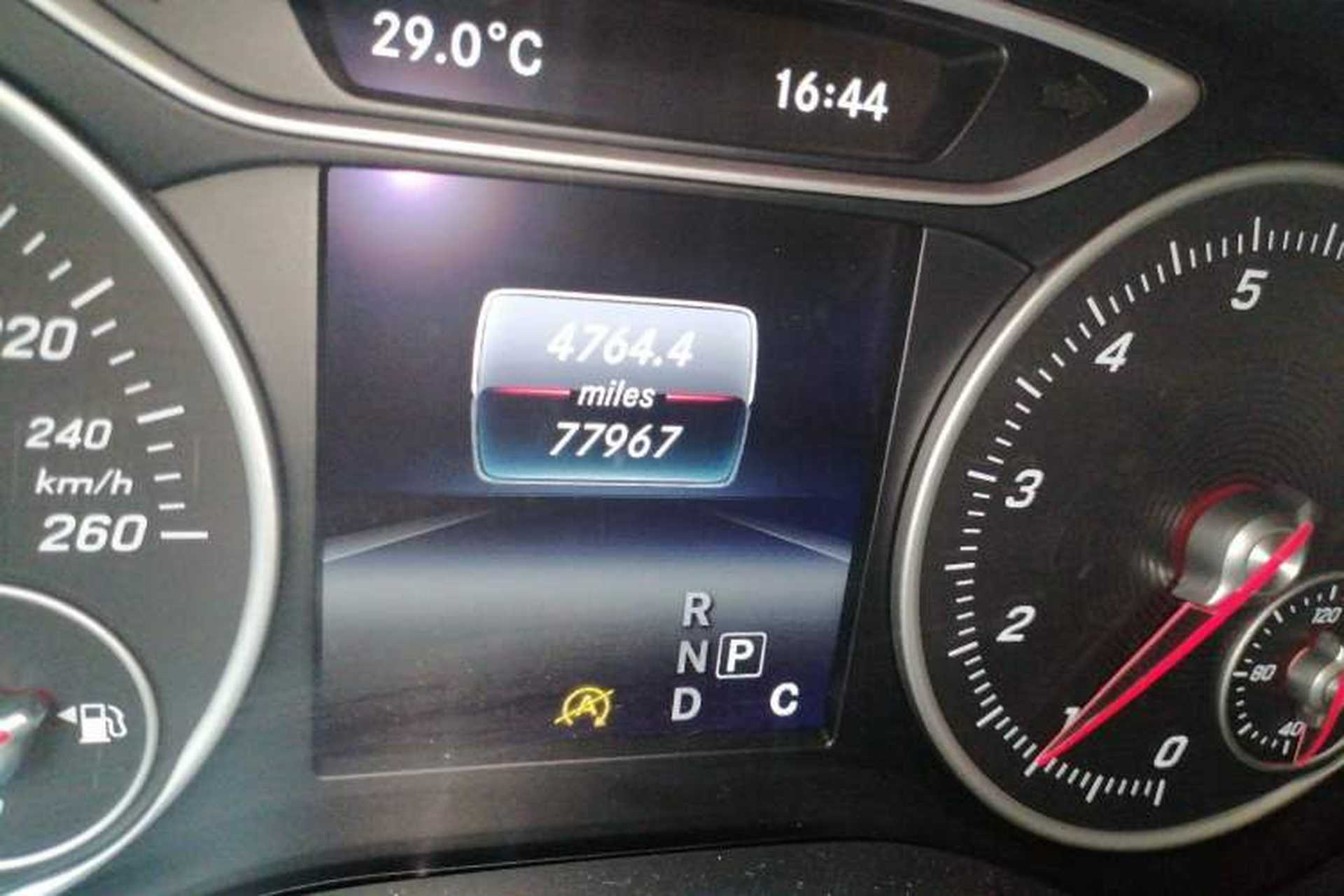 Used Mercedes-Benz B-Class 2015 B 200 Sport Edition Odometer Close Up
