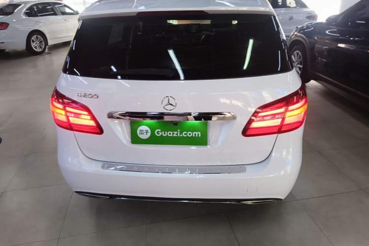 Used Mercedes-Benz B-Class 2015 B 200 Fashion Model Rear