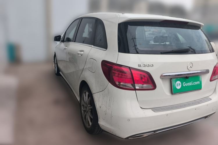 Used Mercedes-Benz B-Class 2015 B 200 Sport Edition Rear Left 45 Deg
