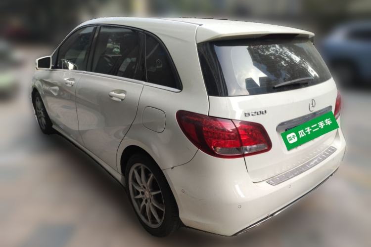 Used Mercedes-Benz B-Class 2015 B 200 Sport Edition Rear Left 45 Deg